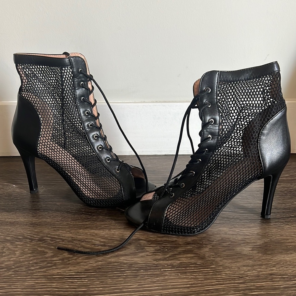 Dance shoes